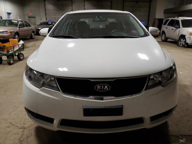 KNAFU4A22A5809006 - 2010 KIA FORTE EX WHITE photo 5