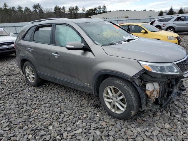 5XYKTCA66EG454792 - 2014 KIA SORENTO LX GRAY photo 4