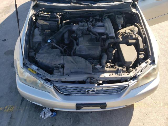 JTHBD182810027729 - 2001 LEXUS IS 300 SILVER photo 11