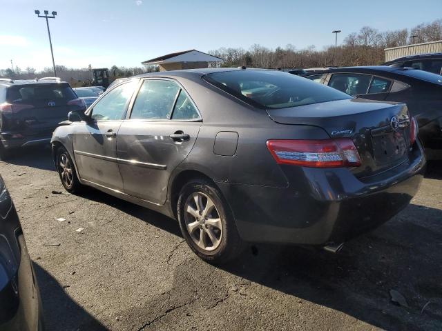 JTNBK3EK0B3050537 - 2011 TOYOTA CAMRY SE GRAY photo 2