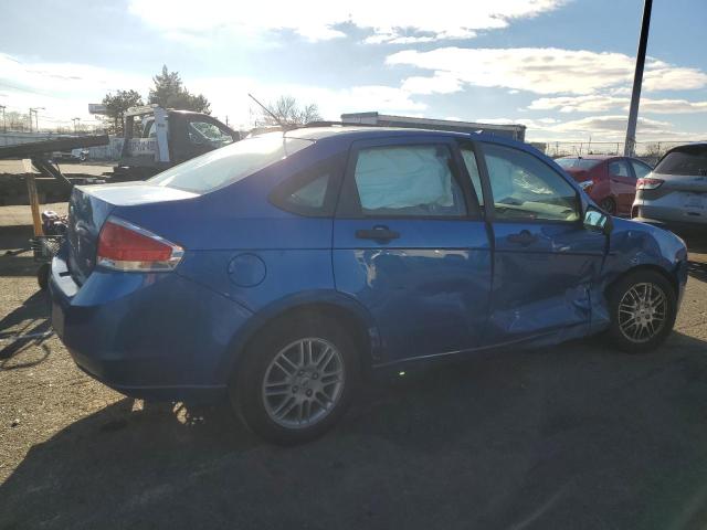 1FAHP3FN9AW278080 - 2010 FORD FOCUS SE BLUE photo 3