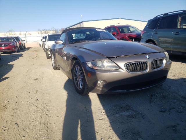 4USBT33505LR70259 - 2005 BMW Z4 2.5 GRAY photo 4