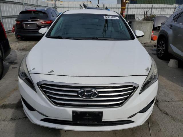 5NPE24AF9GH278614 - 2016 HYUNDAI SONATA SE WHITE photo 5