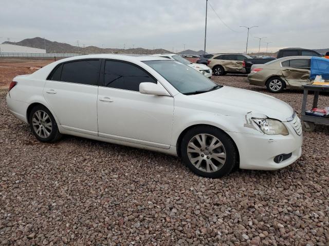 4T1BK36B08U306676 - 2008 TOYOTA AVALON XL WHITE photo 4