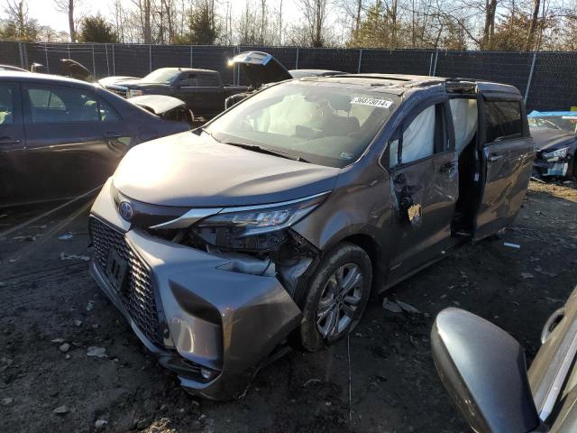 5TDDSKFC3MS003003 - 2021 TOYOTA SIENNA XSE GRAY photo 1