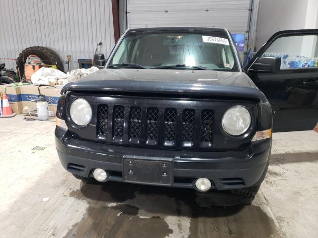 1C4NJRFB0CD588706 - 2012 JEEP PATRIOT LATITUDE BLACK photo 5