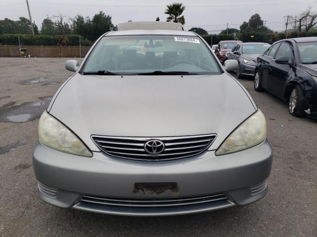 4T1BF30K26U631209 - 2006 TOYOTA CAMRY LE SILVER photo 5