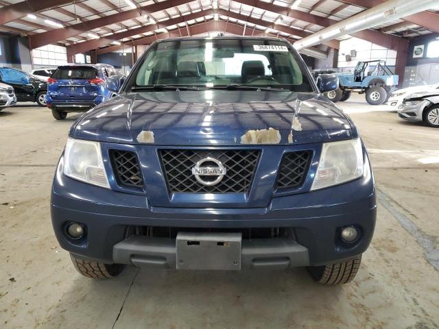 1N6AD07W29C426462 - 2009 NISSAN FRONTIER CREW CAB SE BLUE photo 5