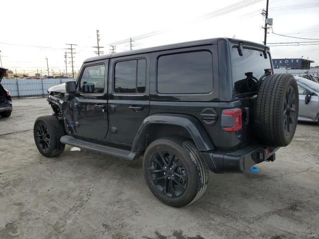 1C4JJXP68MW686134 - 2021 JEEP WRANGLER U SAHARA 4XE BLACK photo 2