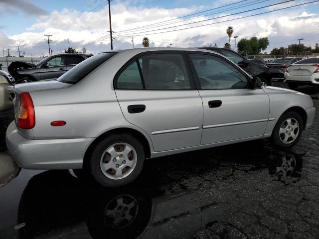 KMHCG45CX2U380393 - 2002 HYUNDAI ACCENT GL SILVER photo 3