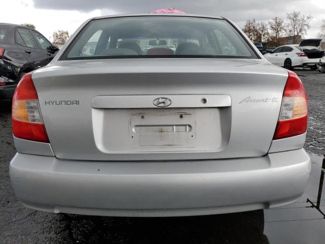 KMHCG45CX2U380393 - 2002 HYUNDAI ACCENT GL SILVER photo 6