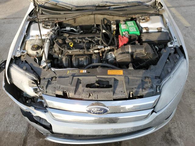 3FAHP0HA2CR146003 - 2012 FORD FUSION SE SILVER photo 11