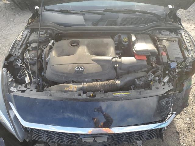 SJKCH5CP2JA057613 - 2018 INFINITI QX30 BASE Schwarz Foto 12