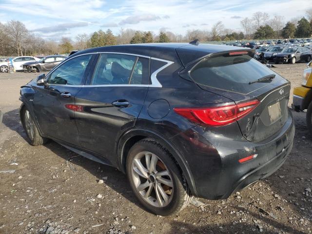 SJKCH5CP2JA057613 - 2018 INFINITI QX30 BASE BLACK photo 2