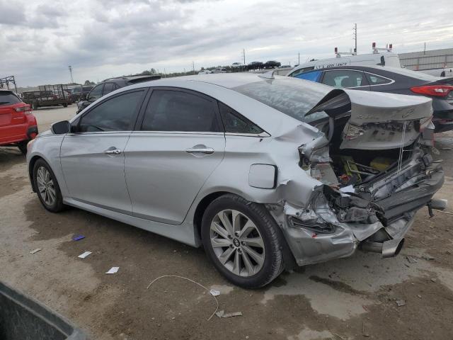 5NPEC4AB8EH913720 - 2014 HYUNDAI SONATA SE SILVER photo 2