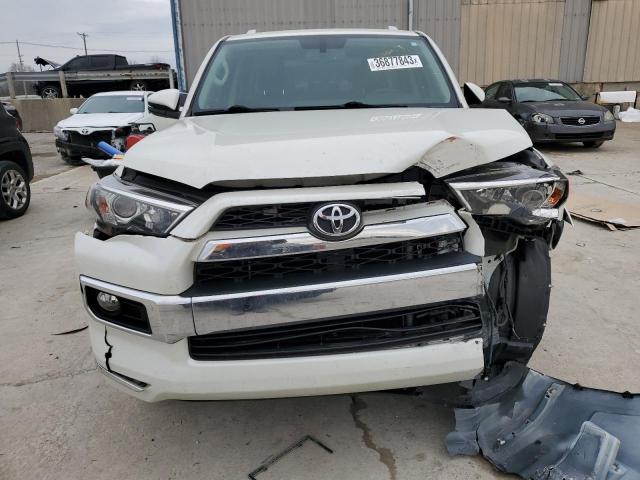 JTEBU5JR8G5394749 - 2016 TOYOTA 4RUNNER SR5/SR5 PREMIUM 白色 照片 5