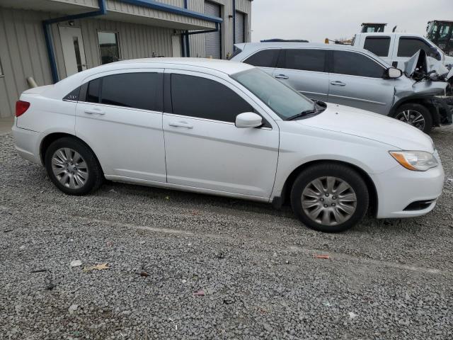 1C3CCBAB8EN209663 - 2014 CHRYSLER 200 LX WHITE photo 4