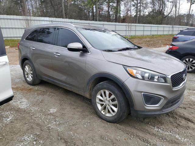 5XYPG4A31HG286246 - 2017 KIA SORENTO LX GRAY photo 4