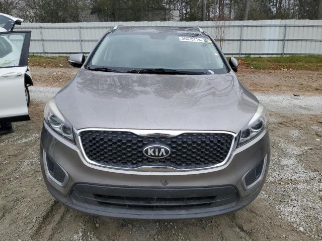 5XYPG4A31HG286246 - 2017 KIA SORENTO LX GRAY photo 5