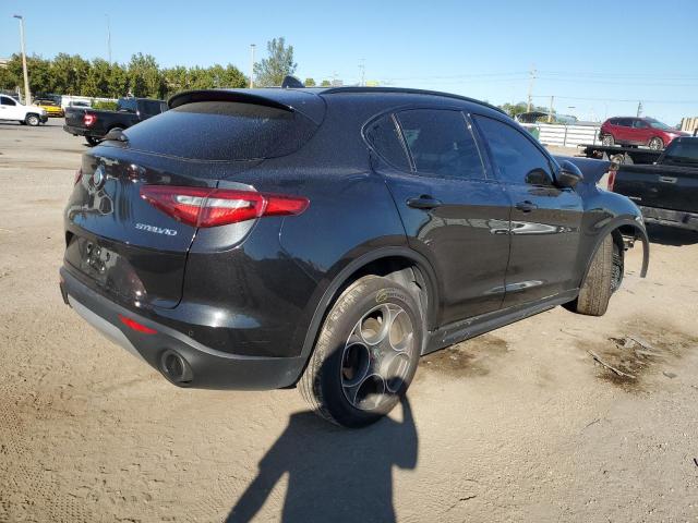 ZASFAKPN6J7B77527 - 2018 ALFA ROMEO STELVIO SPORT BLACK photo 3