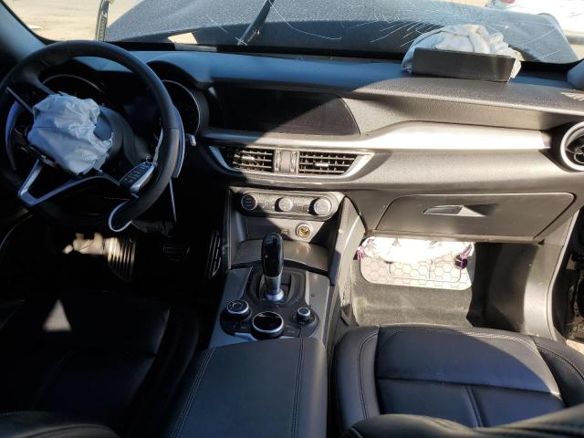 ZASFAKPN6J7B77527 - 2018 ALFA ROMEO STELVIO SPORT Schwarz Foto 8