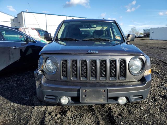 1C4NJRFB7FD303424 - 2015 JEEP PATRIOT LATITUDE GRAY photo 5