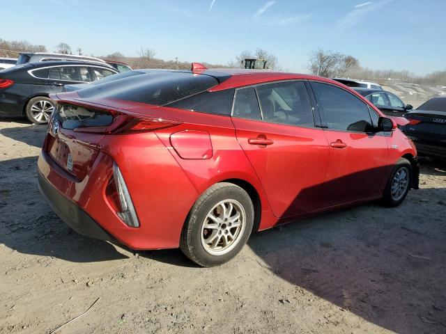 JTDKARFP7H3058129 - 2017 TOYOTA PRIUS PRIM RED photo 3