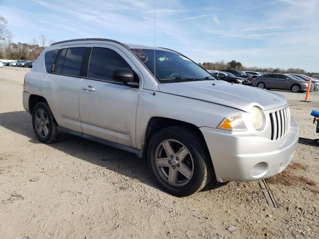 1J4NT4FA8AD503378 - 2010 JEEP COMPASS SPORT SILVER photo 4