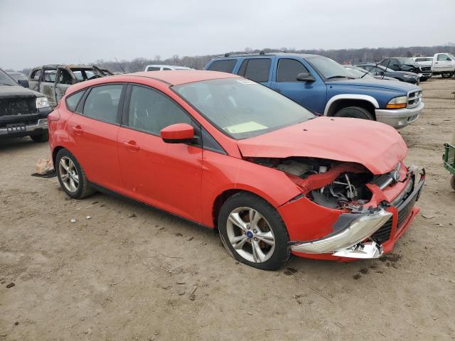 1FAHP3K28CL273145 - 2012 FORD FOCUS SE RED photo 4
