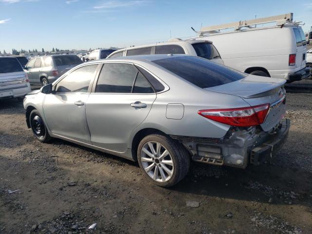 4T1BF1FK9FU080479 - 2015 TOYOTA CAMRY LE SILVER photo 2