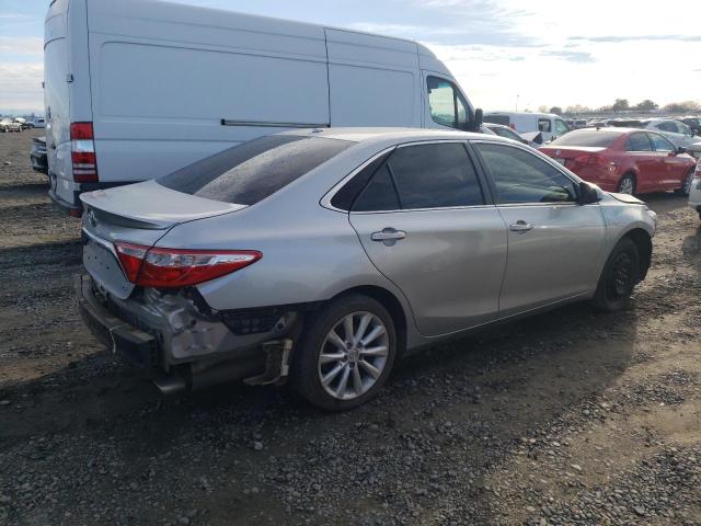 4T1BF1FK9FU080479 - 2015 TOYOTA CAMRY LE SILVER photo 3