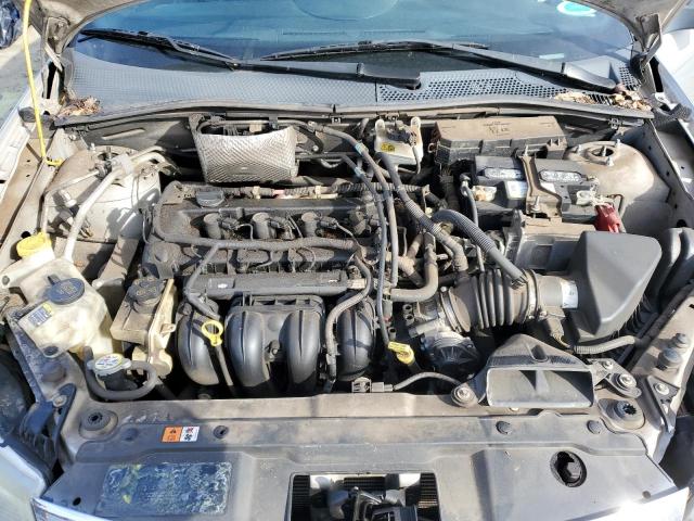 1FAHP3FN8AW223278 - 2010 FORD FOCUS SE SILVER photo 11