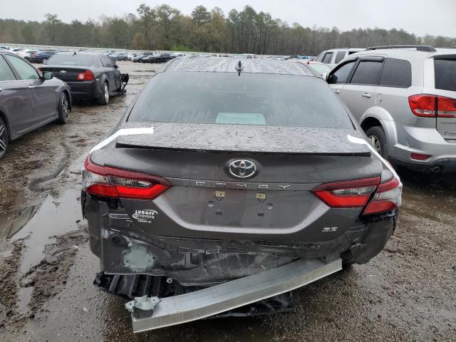 4T1G11AK1PU818692 - 2023 TOYOTA CAMRY SE NIGHT SHADE SILVER photo 6