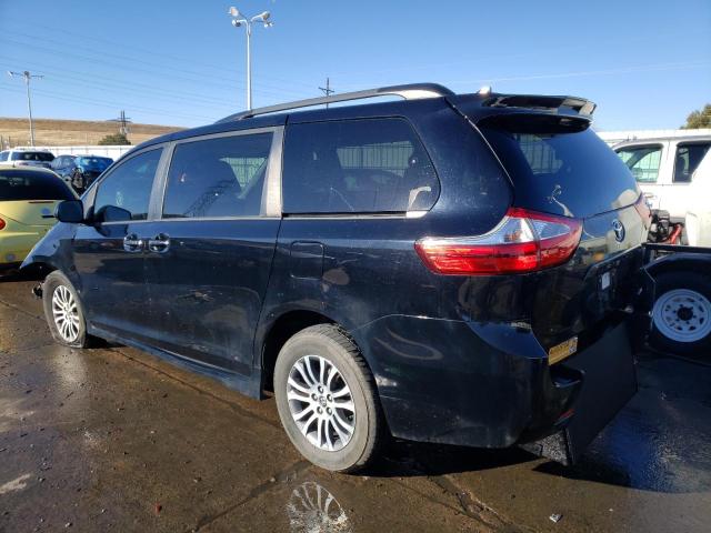 5TDYZ3DC1JS942605 - 2018 TOYOTA SIENNA XLE BLACK photo 2