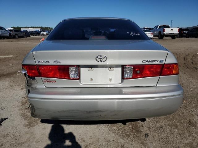 4T1BG22K7YU635800 - 2000 TOYOTA CAMRY CE SILVER photo 6