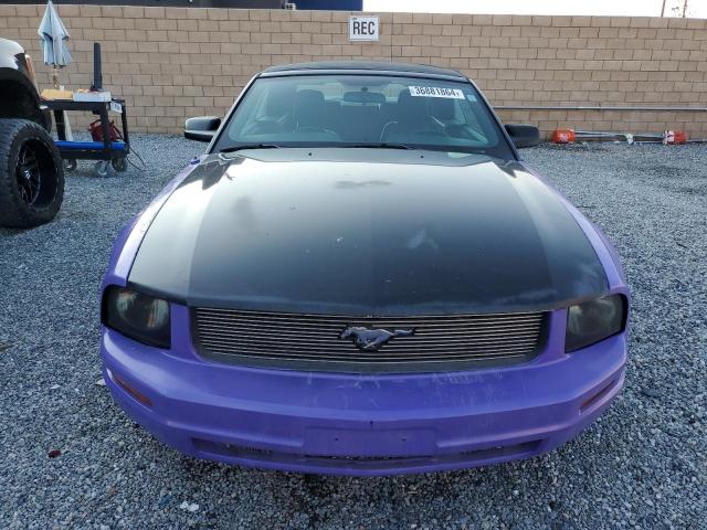 1ZVFT84N755233838 - 2005 FORD MUSTANG TWO TONE photo 5