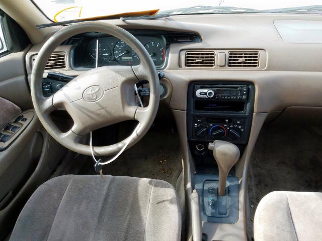 JT2BG22K0W0155342 - 1998 TOYOTA CAMRY CE  photo 9