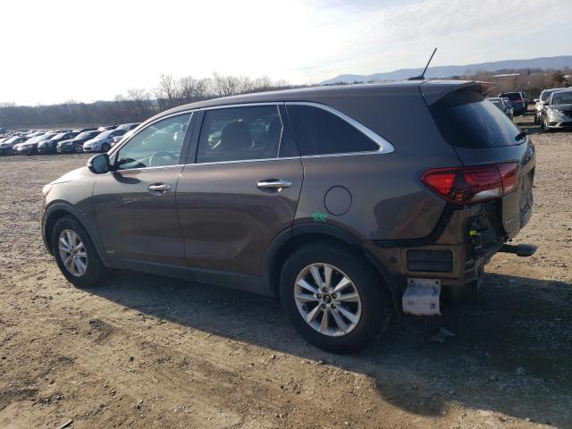 5XYPGDA50KG449798 - 2019 KIA SORENTO LX TAN photo 2