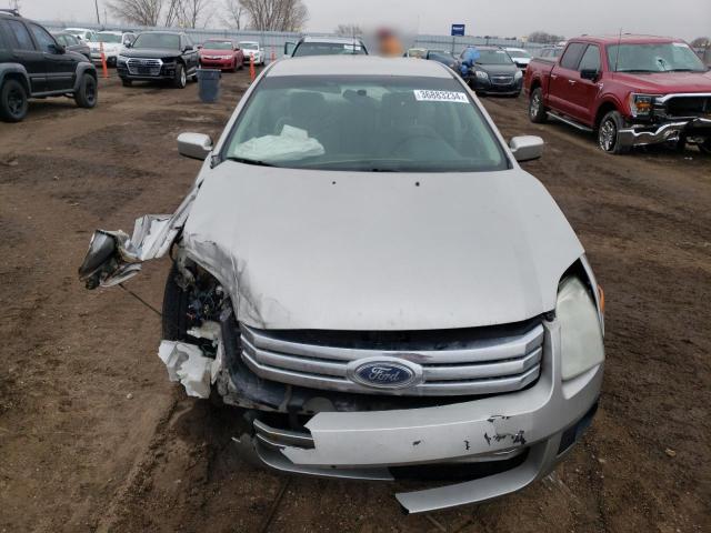 3FAHP07Z28R161146 - 2008 FORD FUSION SE SILVER photo 5