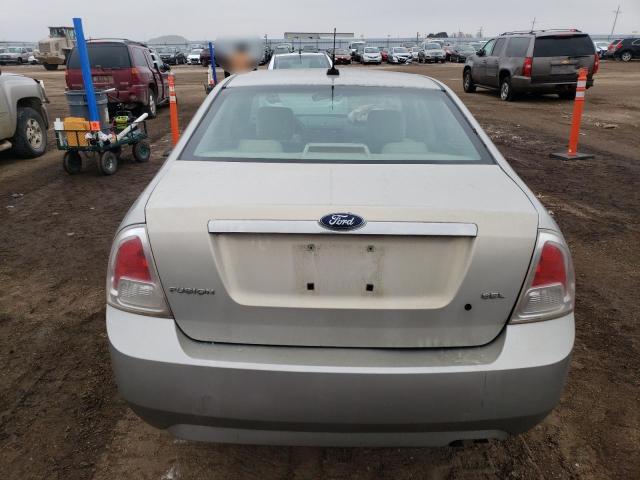 3FAHP07Z28R161146 - 2008 FORD FUSION SE SILVER photo 6