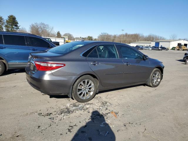 4T1BF1FKXHU775931 - 2017 TOYOTA CAMRY LE GRAY photo 3