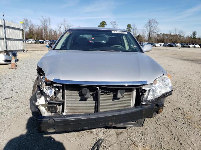 4T1BK36B08U306323 - 2008 TOYOTA AVALON XL SILVER photo 5