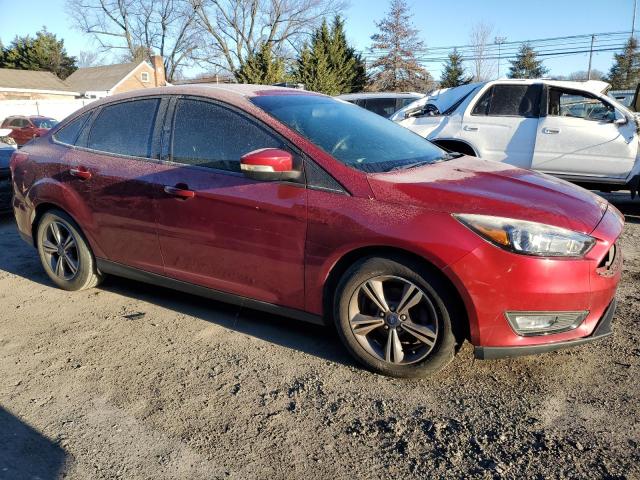 1FADP3FE5HL306628 - 2017 FORD FOCUS SE RED photo 4