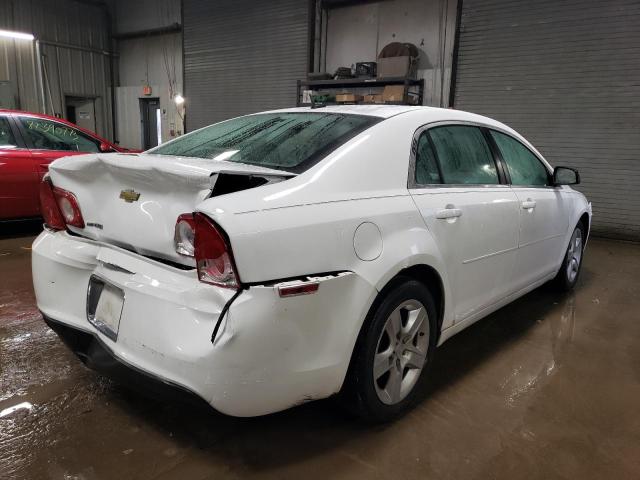 1G1ZB5EB9AF225582 - 2010 CHEVROLET MALIBU LS WHITE photo 3