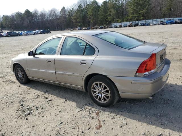 YV1RS612152437211 - 2005 VOLVO S60 SILVER photo 2