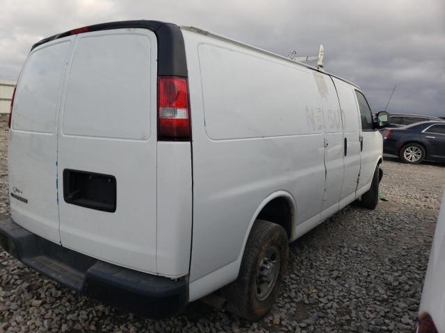 1GCWGBFPXK1204288 - 2019 CHEVROLET EXPRESS G2 WHITE photo 3