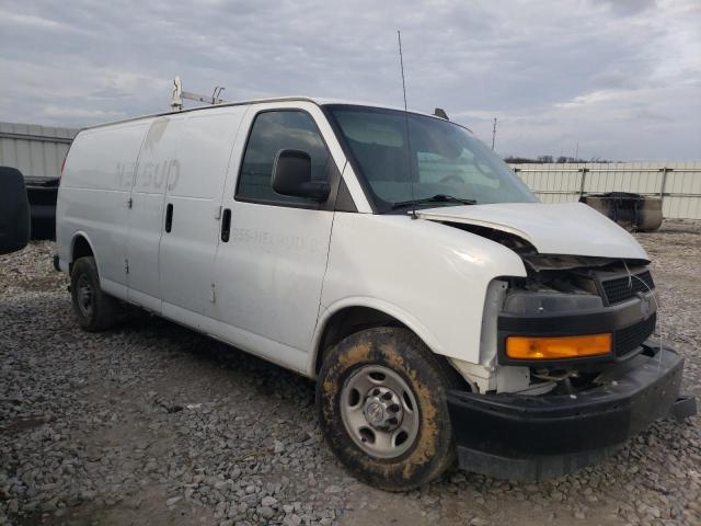 1GCWGBFPXK1204288 - 2019 CHEVROLET EXPRESS G2 WHITE photo 4