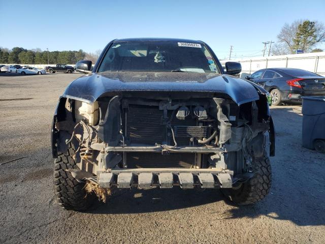 5TFCZ5AN3HX070685 - 2017 TOYOTA TACOMA DOUBLE CAB 黑色 照片 5