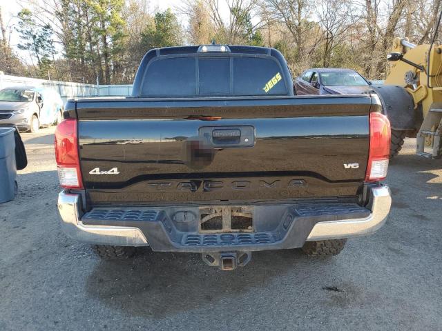 5TFCZ5AN3HX070685 - 2017 TOYOTA TACOMA DOUBLE CAB 黑色 照片 6