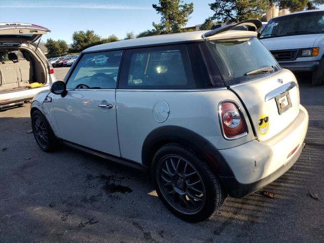 WMWSU3C51DT545521 - 2013 MINI COOPER BEIGE photo 2